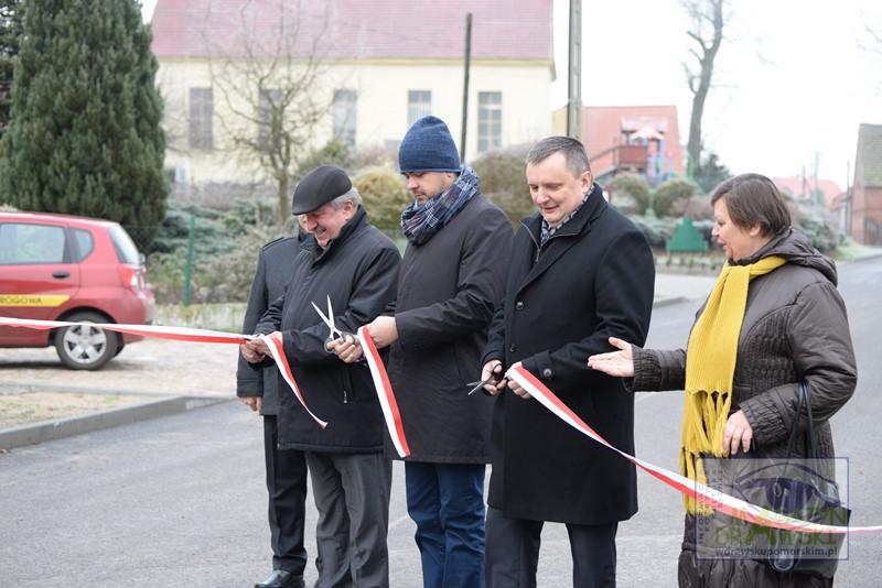 Powiat zyskuje nowe drogi. (FILM) 