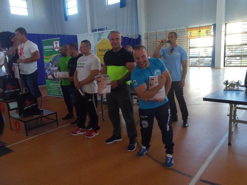 SIŁACZE Z RUFIANA WRÓCILI Z MEDALAMI 