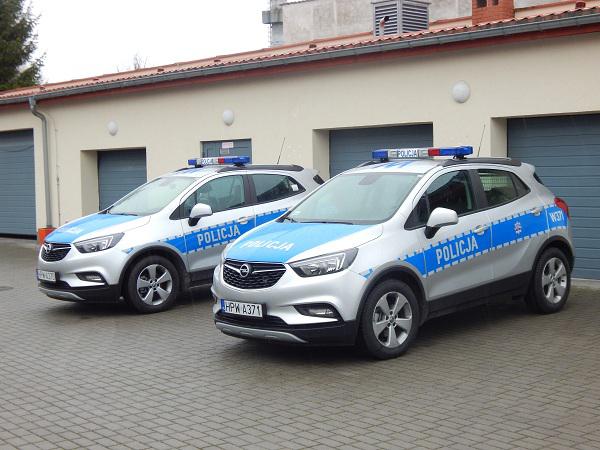 Nowe radiowozy dla garnizonu drawskiego. 