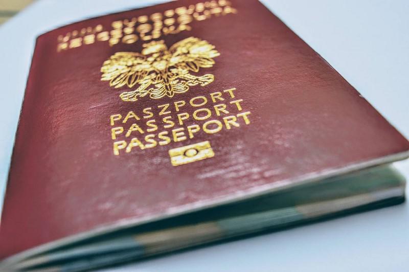 W Łobzie po paszport tylko w poniedziałek, wtorek i piątek. 